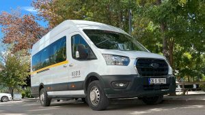 Kazan personel taşımacılığı hizmeti için özel tasarlanmış otobüs.