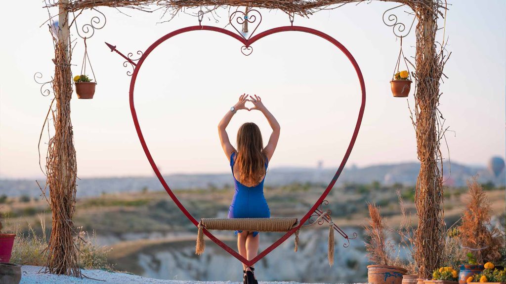 Nevşehir’de büyüleyici doğa ile tarihi yapıların bir araya geldiği Kapadokya